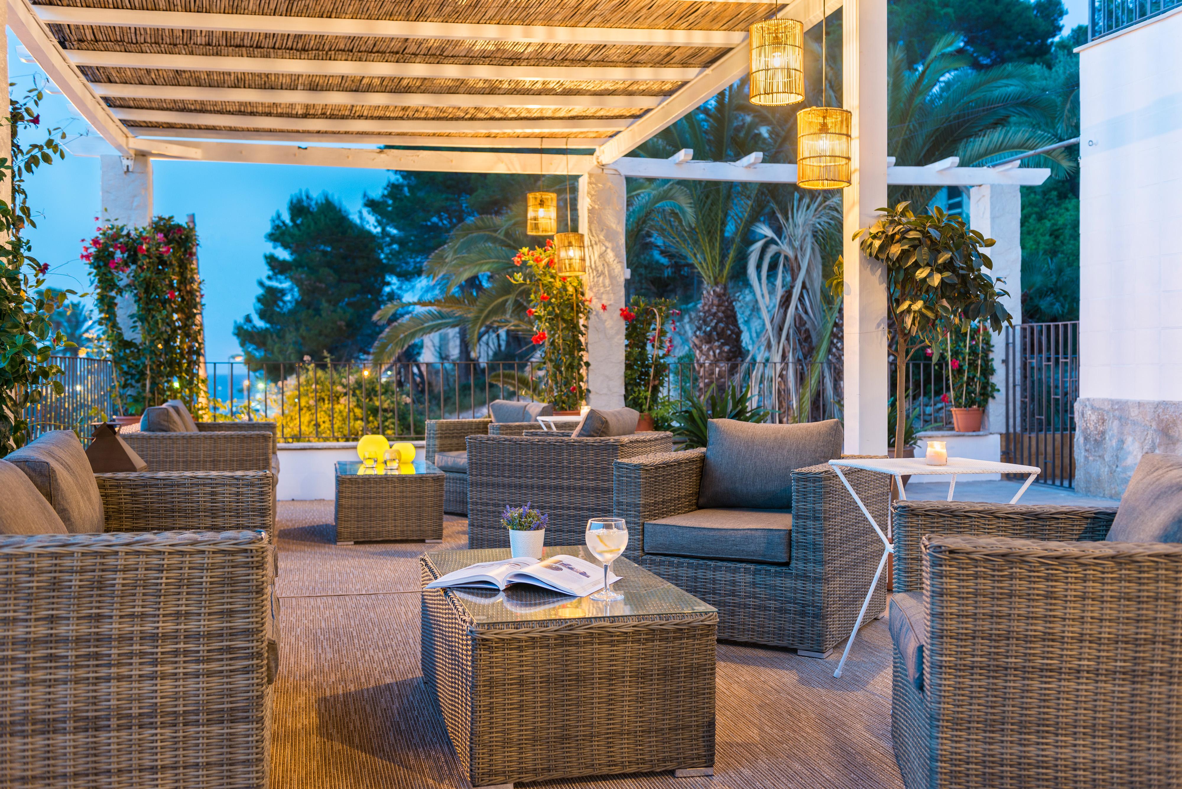 Boutique Hotel Oriola Cala de Sant Vicenc Exteriör bild