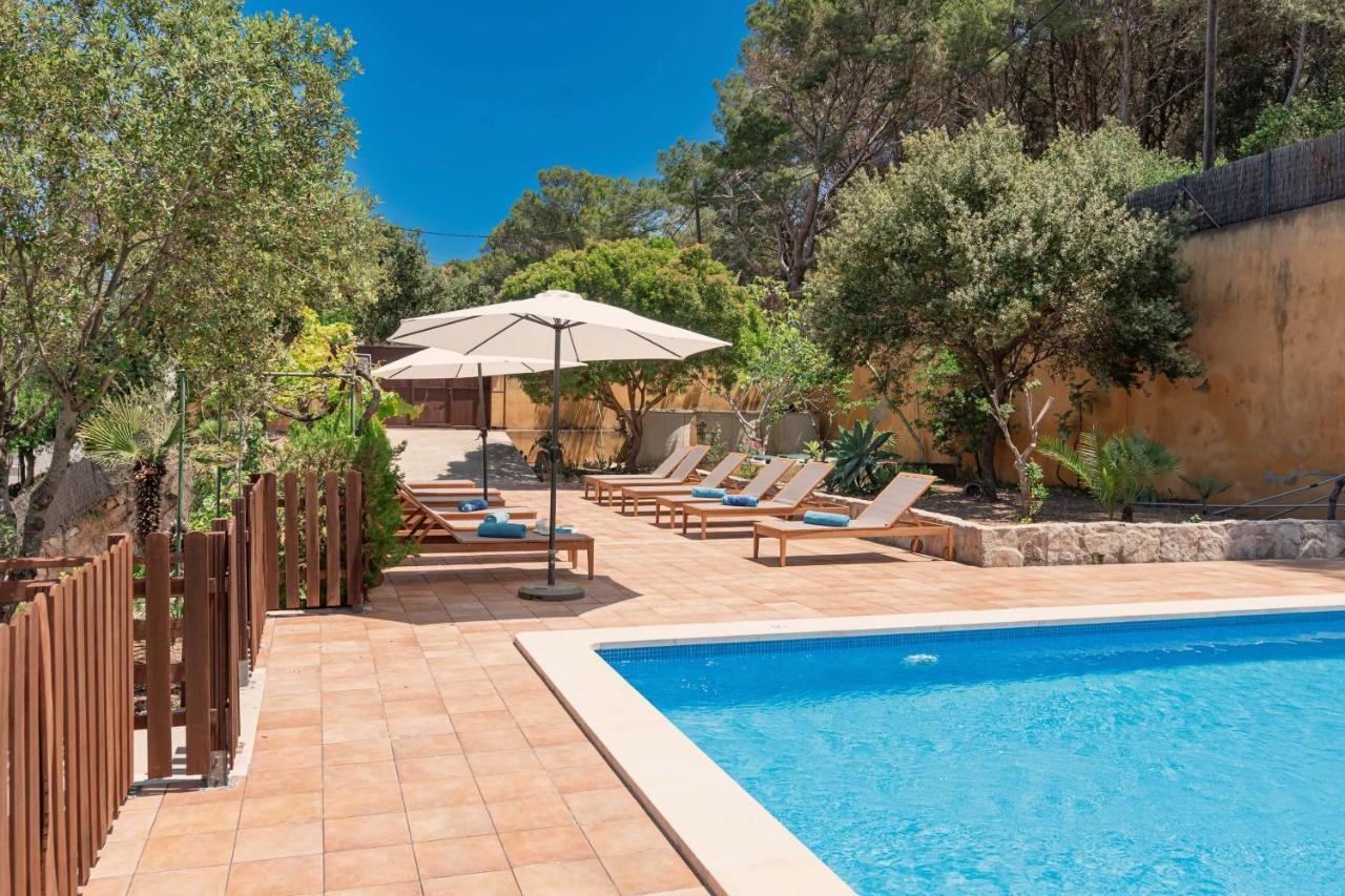 Boutique Hotel Oriola Cala de Sant Vicenc Exteriör bild