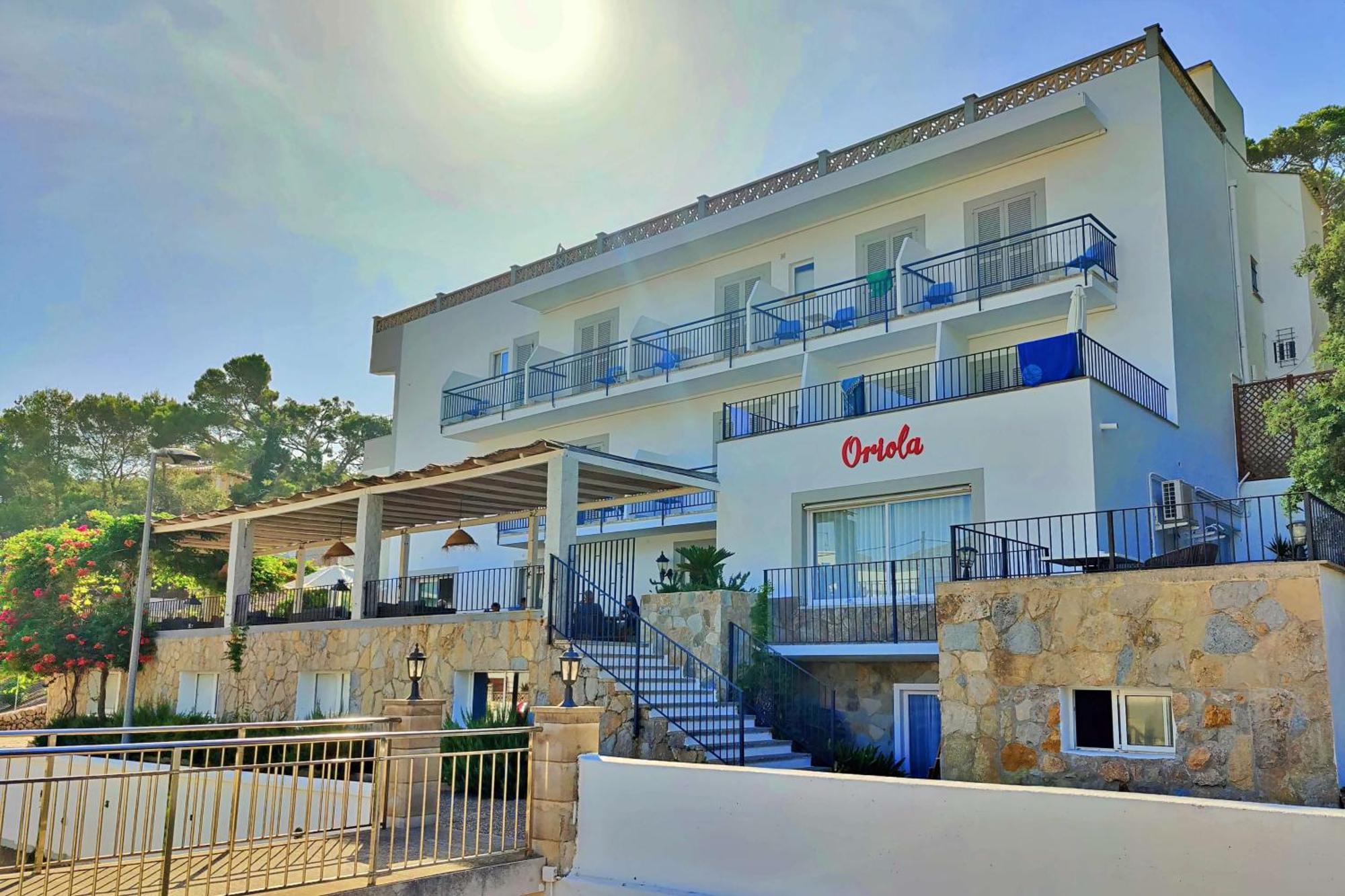 Boutique Hotel Oriola Cala de Sant Vicenc Exteriör bild